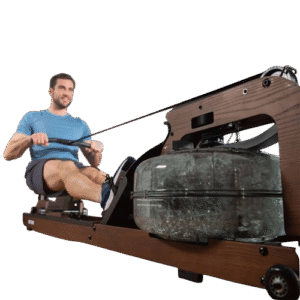 Sportiskas, besisypsantis vyras treniruojasi ant ROWER H2O 2 irklavimo treniruoklio